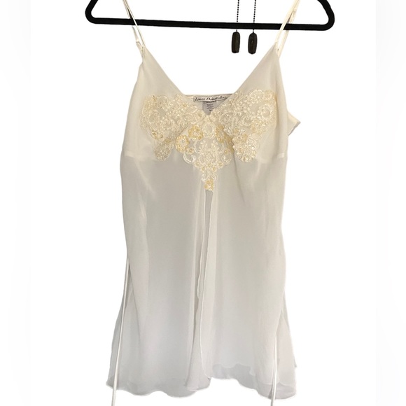 Linea Donatella Other - Vintage Linea Donatella beaded lace Cami top